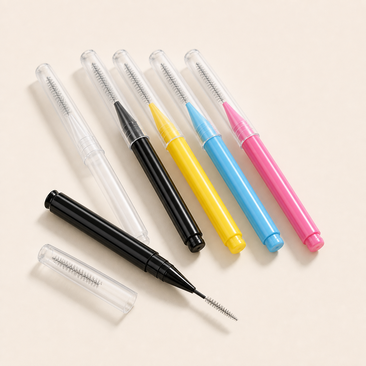 Lot de 50 micro-brosses de précision pour sourcils avec capuchon